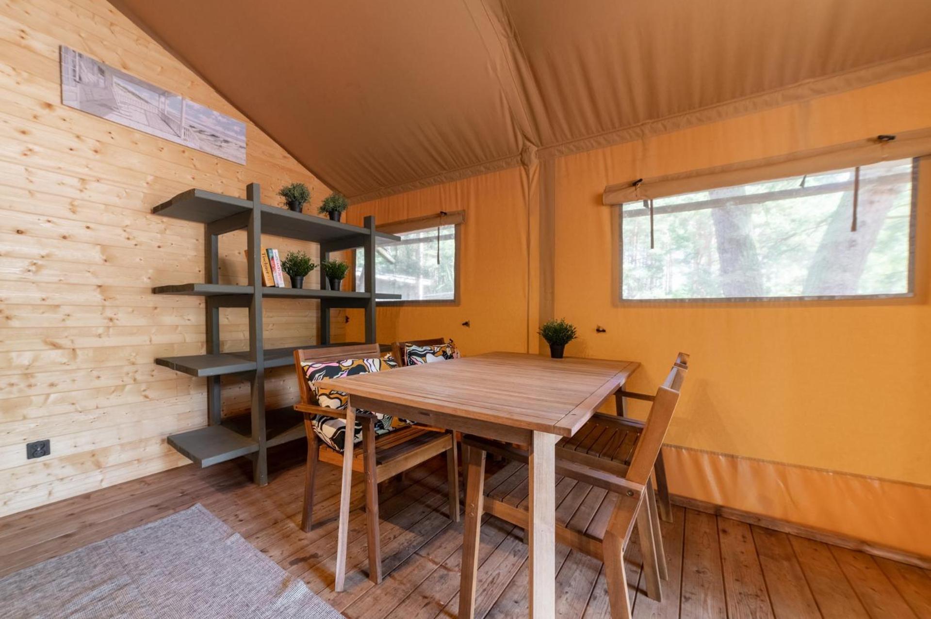 Camp Bursztynowy Las Gdansk Ngoại thất bức ảnh